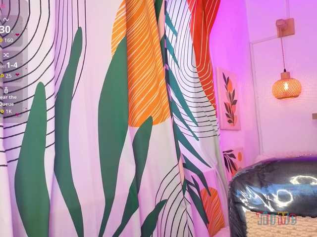 LunaRosse live cam on BongaCams