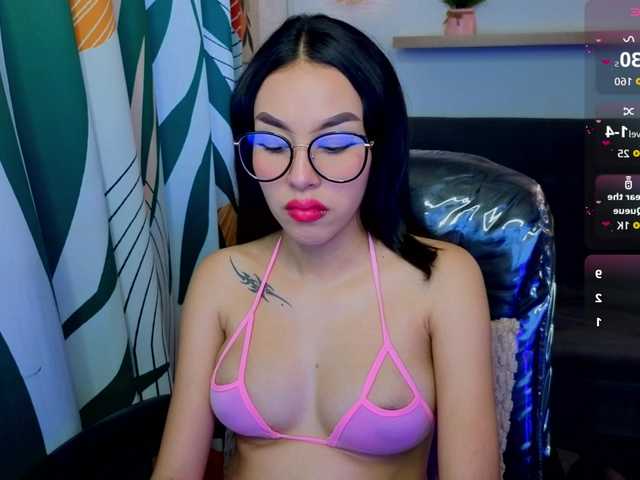 LunaRosse live cam on BongaCams