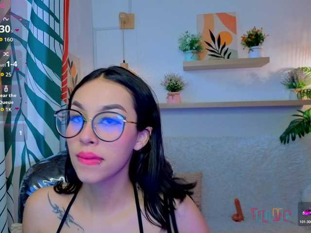 LunaRosse live cam on BongaCams