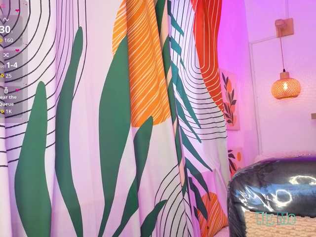 LunaRosse live cam on BongaCams