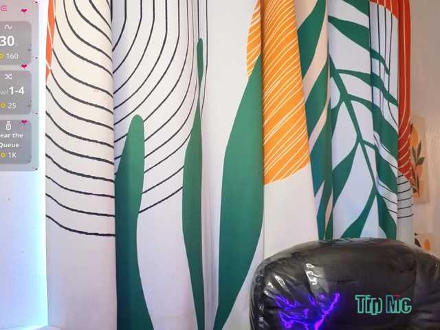 LunaRosse live cam on BongaCams