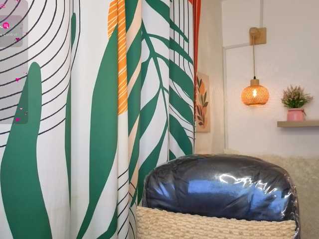 LunaRosse live cam on BongaCams