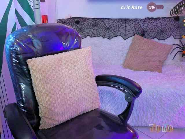 LunaRosse webcam