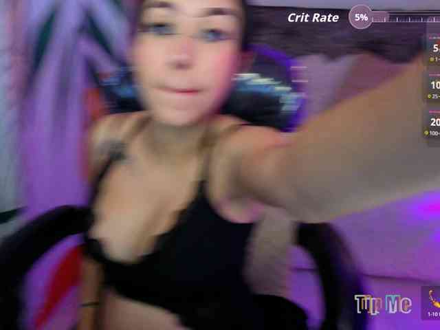 LunaRosse webcam