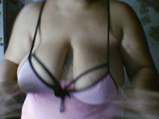 Marce2 live cam on BongaCams