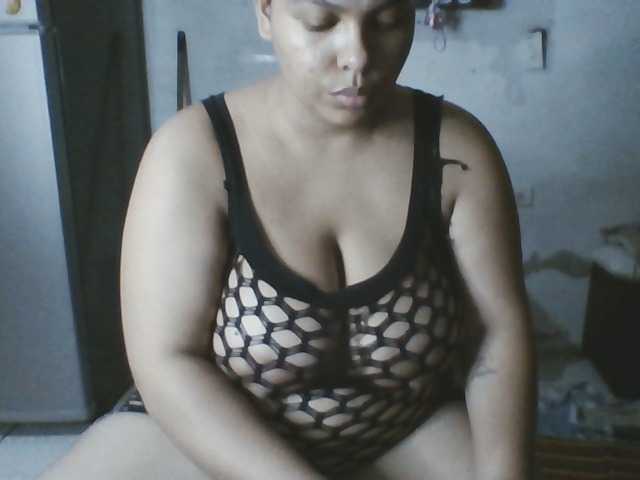 Marce2 live cam preview