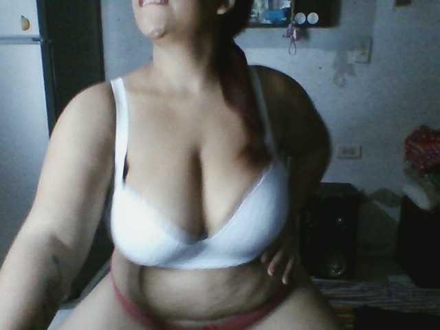 Marce2 live cam on BongaCams