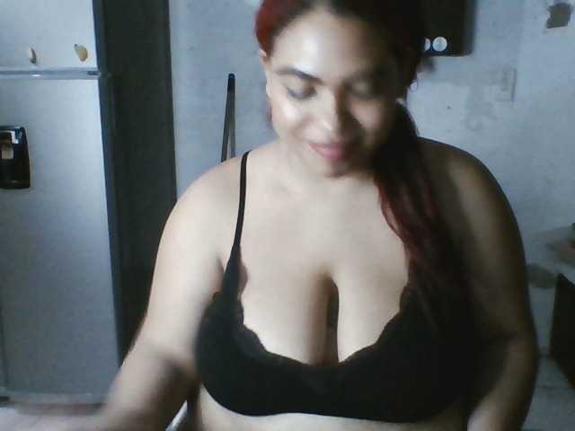 Marce2 live cam on BongaCams