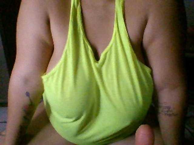 Marce2 live cam on BongaCams