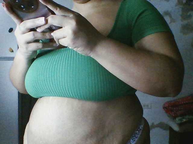 Marce2 live cam on BongaCams