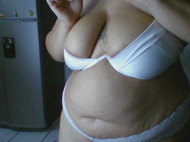 Marce2 live cam on BongaCams