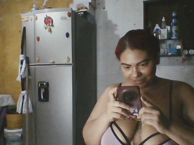 Marce2 live cam on BongaCams
