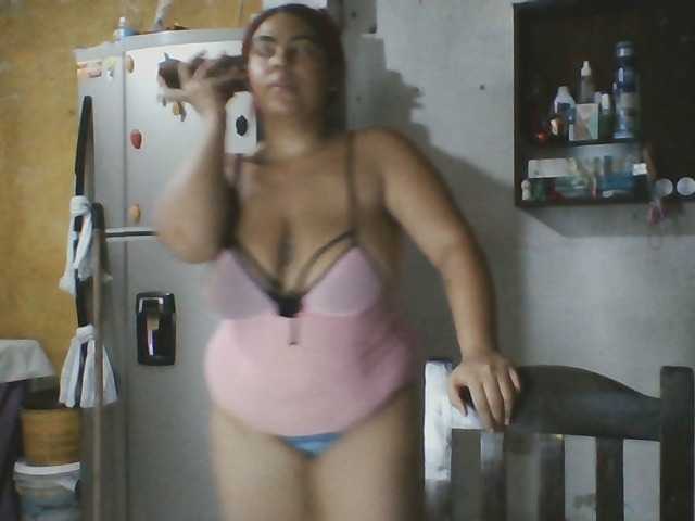 Marce2 live cam on BongaCams