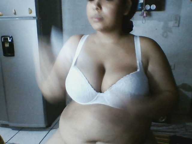 Marce2 live cam on BongaCams