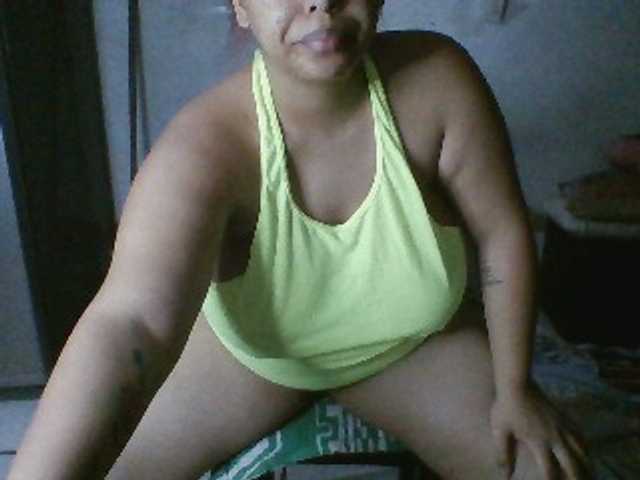 Marce2 live cam preview