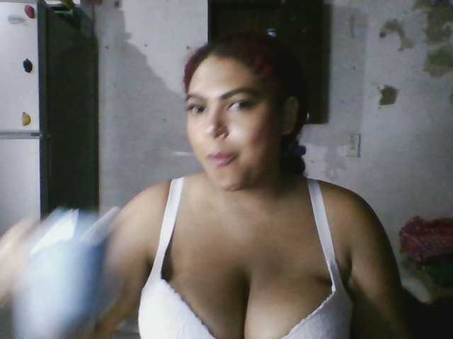 Marce2 live cam on BongaCams