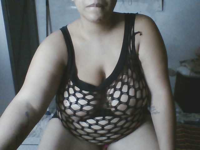 Marce2 live cam preview