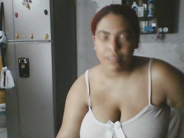 Marce2 live cam on BongaCams