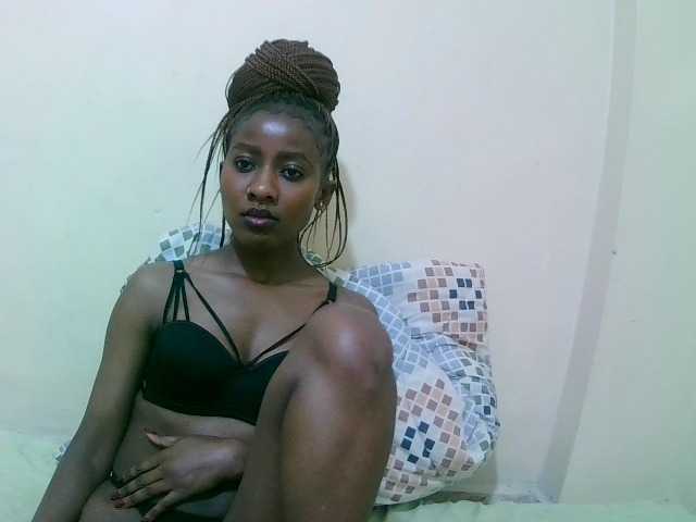 pretty-alice, live now on BongaCams