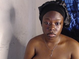 Eboni-hotboobs's Live Webcam