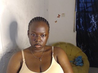 Eboni-hotboobs's Live Webcam