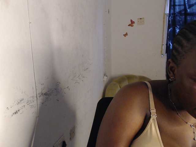 Eboni-hotboobs