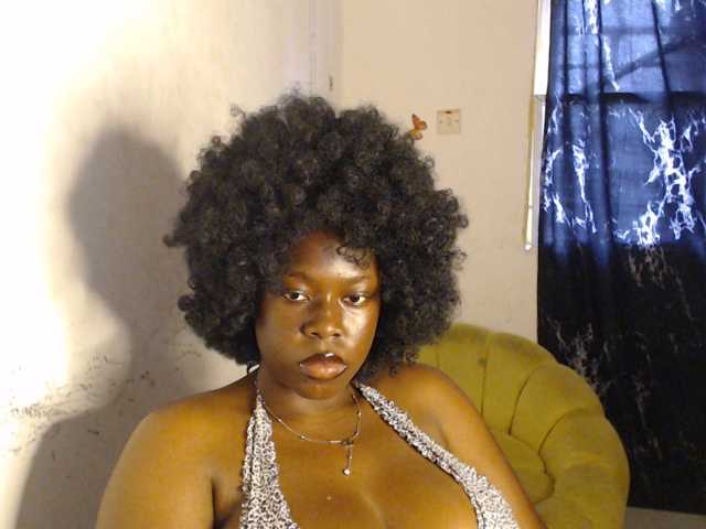 Eboni-hotboobs