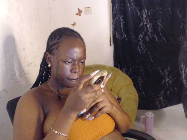 Eboni-hotboobs
