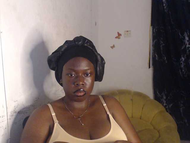 Eboni-hotboobs
