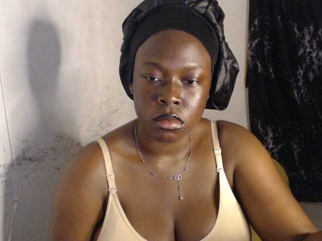 Eboni-hotboobs