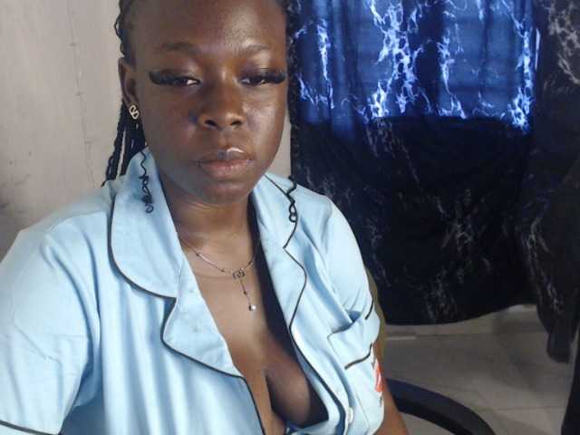 Eboni-hotboobs