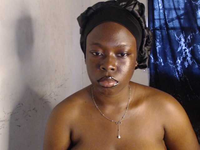 Eboni-hotboobs