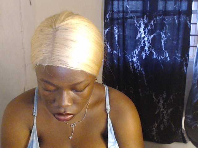 Eboni-hotboobs