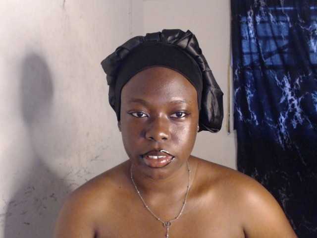 Eboni-hotboobs