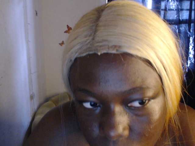 Eboni-hotboobs