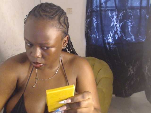 Eboni-hotboobs