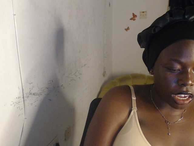 Eboni-hotboobs