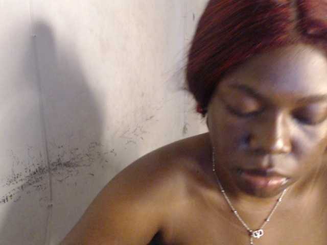Eboni-hotboobs