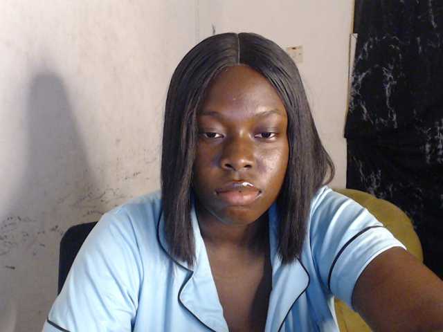 Eboni-hotboobs