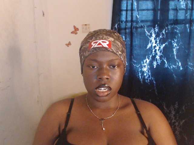 Eboni-hotboobs
