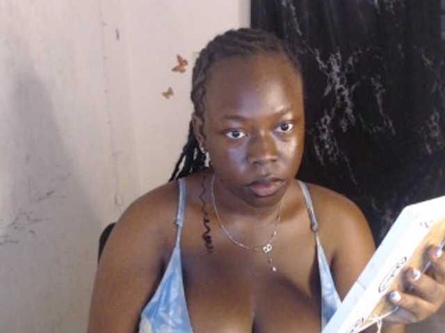 Eboni-hotboobs