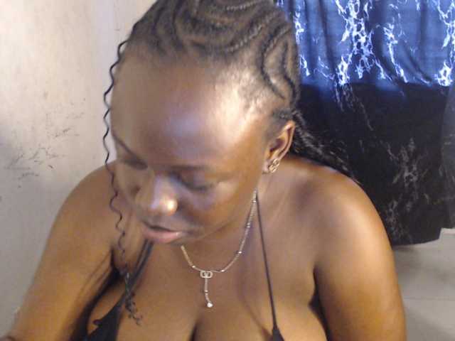 Eboni-hotboobs