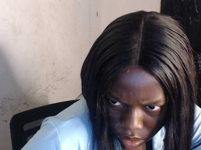Eboni-hotboobs