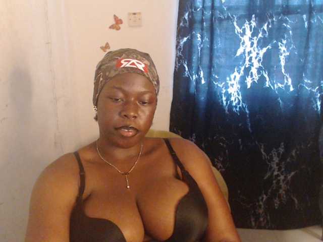 Eboni-hotboobs