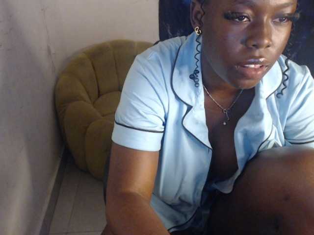 Eboni-hotboobs