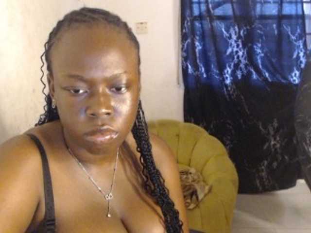 Eboni-hotboobs