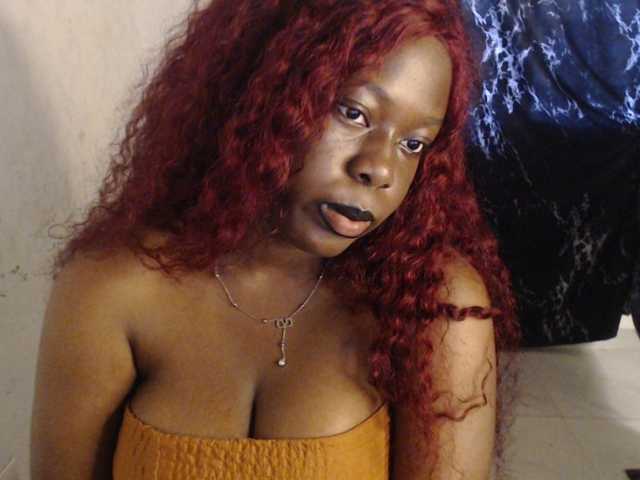 Eboni-hotboobs