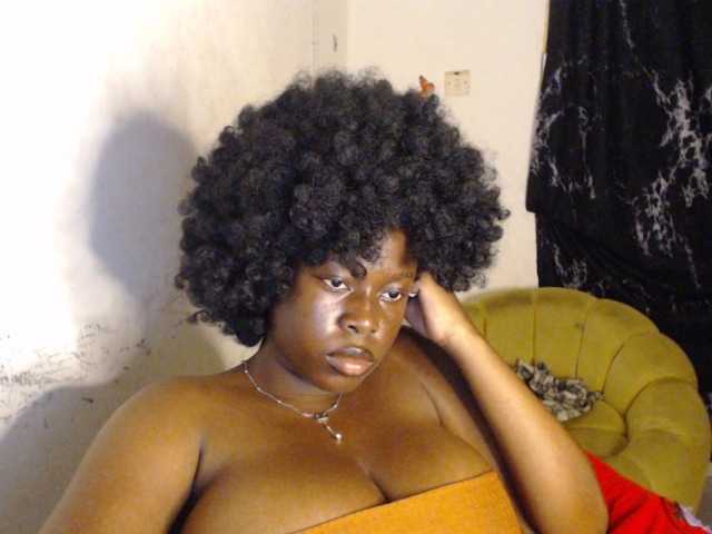 Eboni-hotboobs