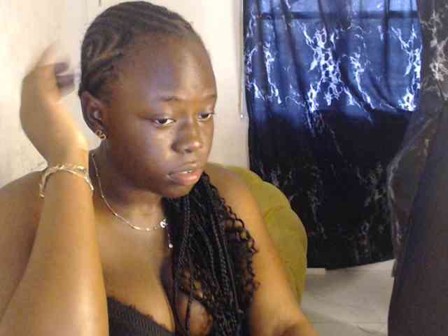 Eboni-hotboobs