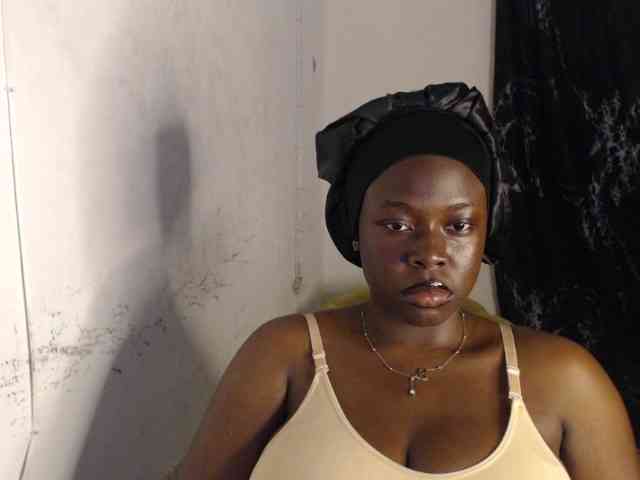 Eboni-hotboobs